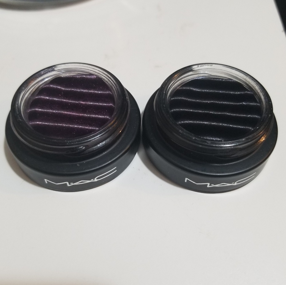 *2* MAC Cosmetics Spellbind eyeshadows